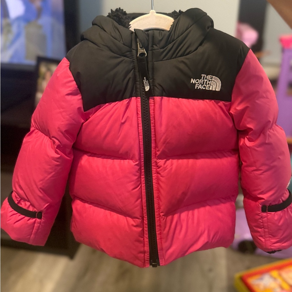 Infant/toddler Pink/Black North Face 12-18months runs big